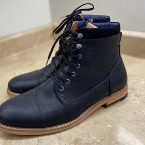 Brand new men’s boots from “Call it Spring”